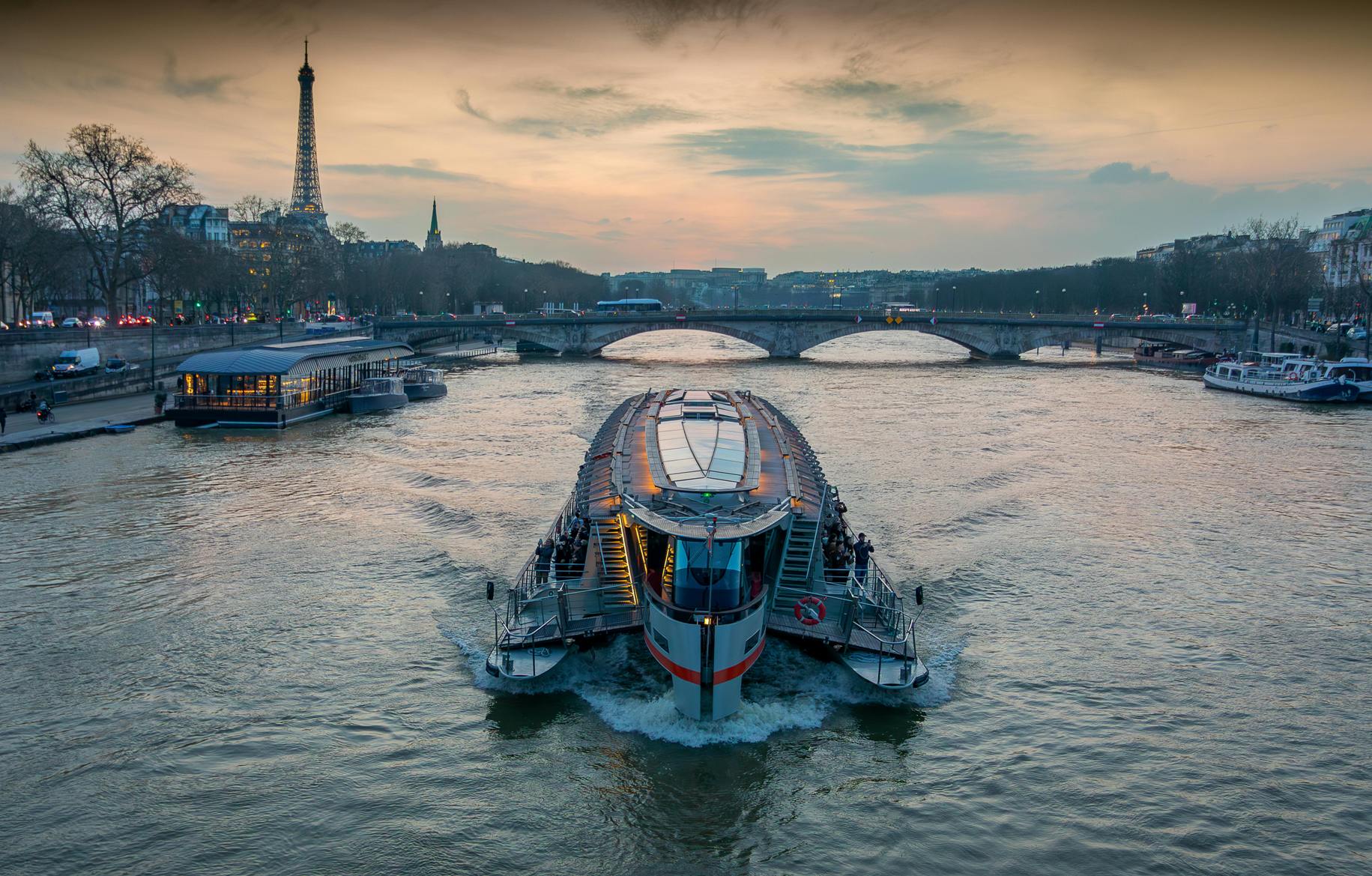 Seine cruise